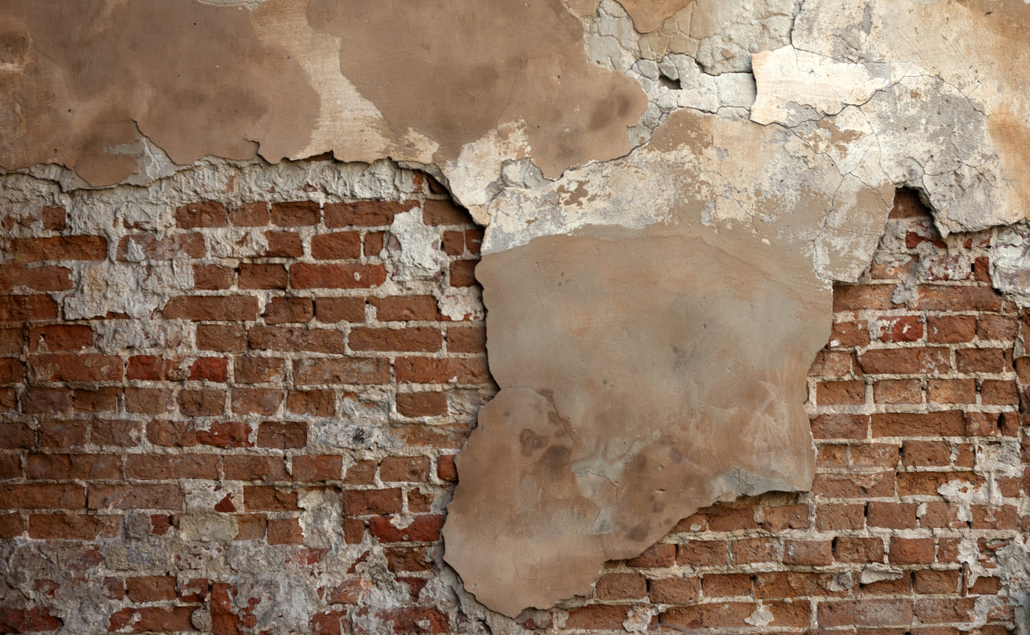 Comment renforcer un mur porteur fissuré